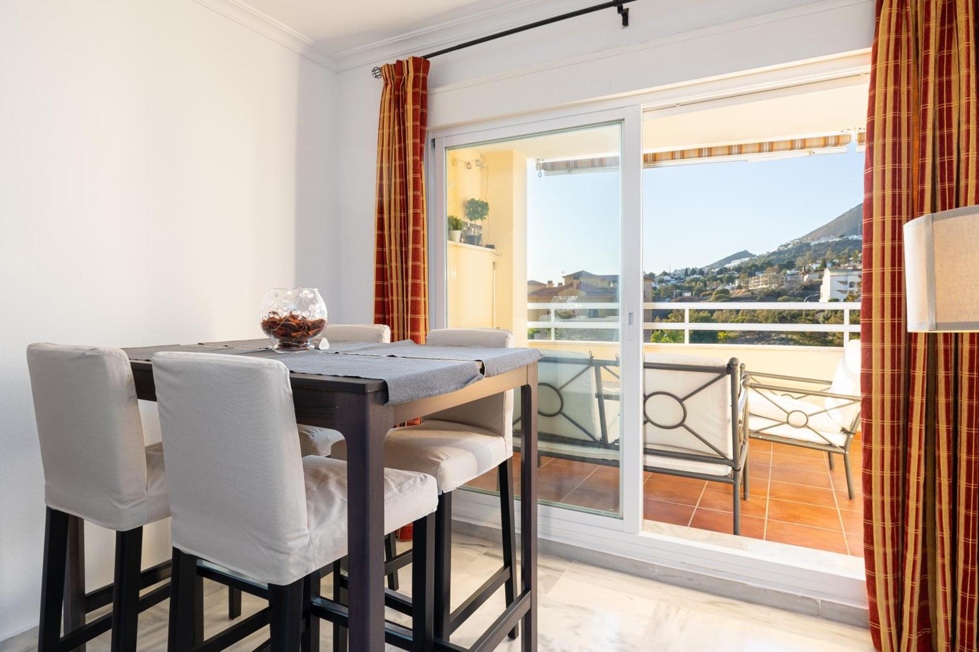 Holidays2Nueva Torrequebrada 2 Bedrooms And 2 Bathrooms, Terrace, Community Pool And Garage Benalmádena Exteriér fotografie