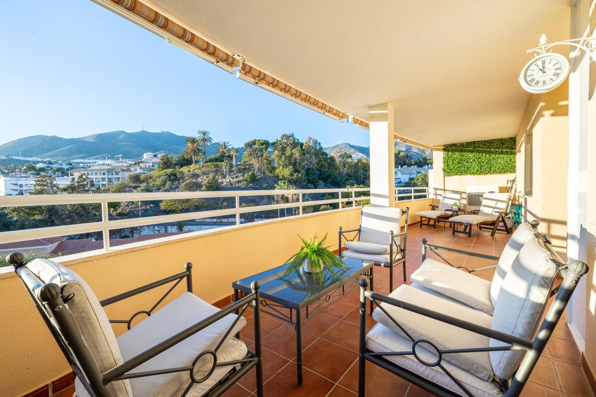 Holidays2Nueva Torrequebrada 2 Bedrooms And 2 Bathrooms, Terrace, Community Pool And Garage Benalmádena Exteriér fotografie